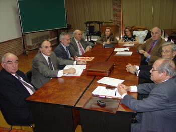 Primera reunión de la Academia de Farmacia de Castilla y León.