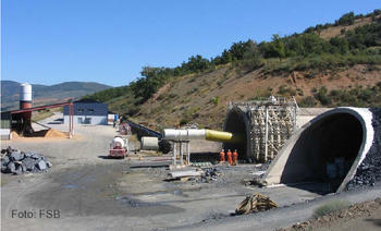 Imagen de las instalaciones que la Fundación Santa Bárbara tiene en La Ribera de Folgoso (León).