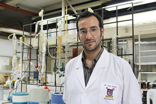 El académico de la Facultad de Química y Biología, Luis Lemus. FOTO: USACH.