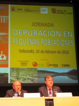Presentación de la Jornada sobre depuración en pequeñas poblaciones (FOTO: CHD).