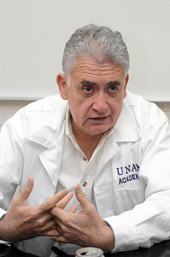 Lorenzo Martínez Gómez, investigador emérito del Instituto de Ciencias Físicas de la UNAM.
