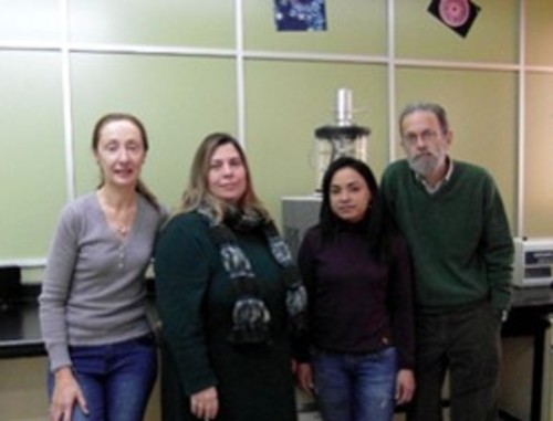 Algunos miembros del equipo de investigación del Ibiomed. FOTO: María José Cuevas González.