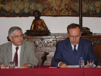 Enrique Battaner y Arturo Pérez Eslava durante la presentación