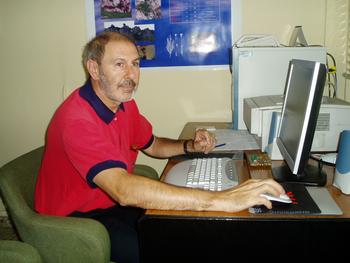 El director del Departamento de Biología Vegetal de la Universidad de León, Félix Llamas