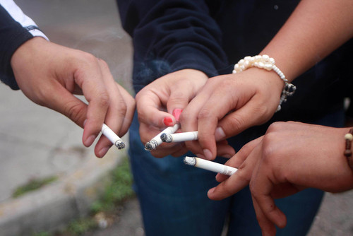 Jóvenes fumadores/UNAM