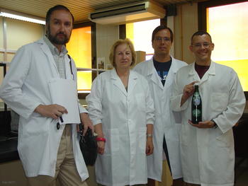 Grupo de investigadores sobre flavonoides del mosto de las universidades Federal de Santa María (Brasil) y de León.