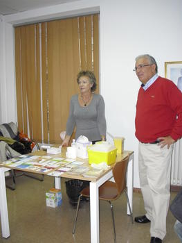 Sara Herrero y Vicente Jiménez ofrecen información acerca de la diabetes.
