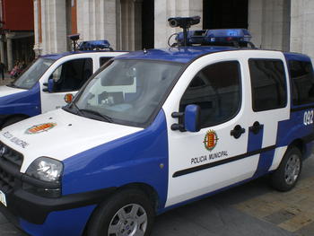Los dos vehículos que estrenará el próximo 1 de abril la Policía Local de Valladolid.
