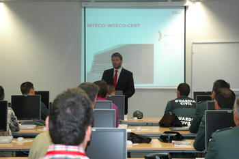 Inteco organiza una jornada sobre seguridad TIC dirigida a la Comandancia de la Guardia Civil.