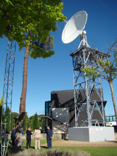 Antena receptora instalada en el Parque Tecnológico de Boecillo.