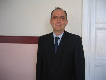 El catedrático de la UNED Alfonso Contreras López, director del curso.
