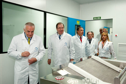 Juan Vicente Herrera visita Gadea Biopharma en León. FOTO: JCYL.