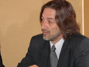 Miguel Pérez, profesor del Departamento de Personalidad, Evaluación y Tratamiento Psicológico