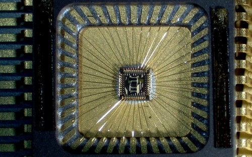 El chip electrónico fue diseñado y validado en su totalidad en el Laboratorio de Diseño de Circuitos Integrados de la Escuela de Ingeniería Electrónica del TEC (DCILAB)/Renato Rimolo.