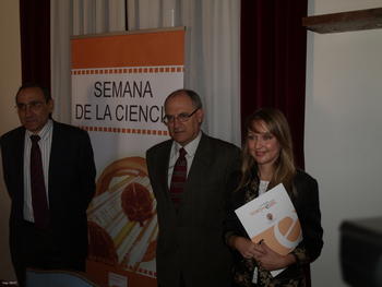 Zulima Iglesias y Antonio Carreras presentan la Semana de la Ciencia 2008.