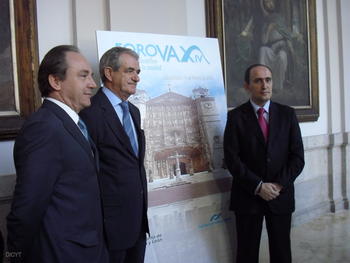 José Javier Castrodeza (a la izquierda), Sergio Montero (a la derecha) y Francisco Javier Álvarez Guisasola en Forova XIV.