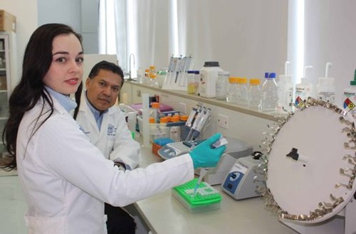 La doctora Mirna González González y el doctor Marco Rito Palomares, publicaron su artículo en la revista más importante en el área de Biotecnología.