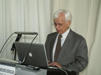 Rodolfo Llinás, neurólogo colombiano.