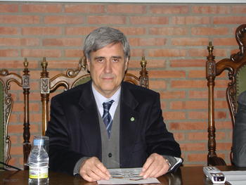 El Presidente del Consejo General de Colegios Veterinarios de España, Juan José Badiola