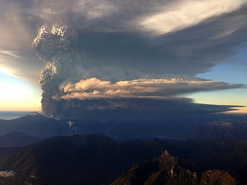 Erupción del volcán Calbuco, Chile. FOTO: GABRIEL ESTEFFAN