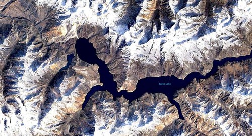 Lago Sarez (Tayikistán). Foto: NASA.