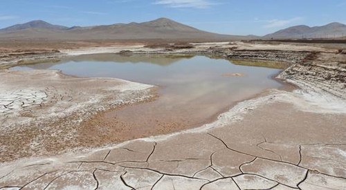 Lagos formados en el corazón hiperárido del desierto de Atacama./ Carlos González Silva.