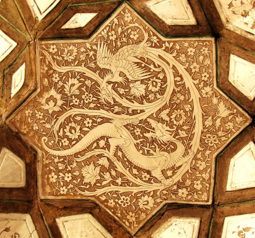 Decorada con estuco del Palacio de Chehel Sotún (Palacio de las «Cuarenta Columnas»), Isfahán, Iran / Autoría: Moslem Mishmastnehia.
