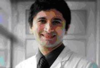 El Doctor Carlo Pezo, residente de segundo año del programa de especialidad en Dermatología y Veneorología (FOTO: Uchile).